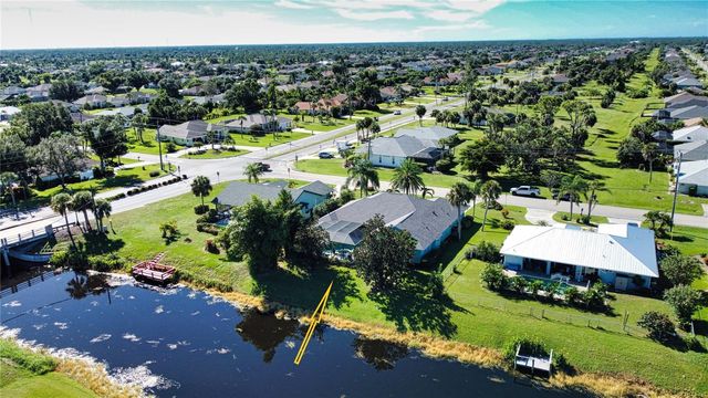 525 ROTONDA CIRCLE, Rotonda West, FL 33947