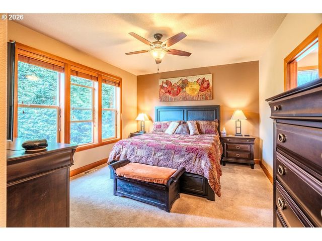 703 Se ANDERSON Ln, Gresham, OR 97080