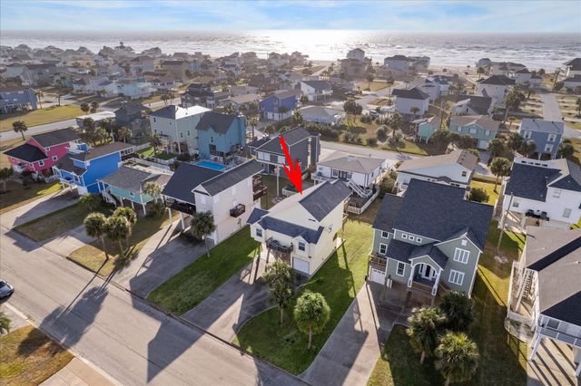 13723 Pirates Beach Boulevard, Galveston, TX 77554