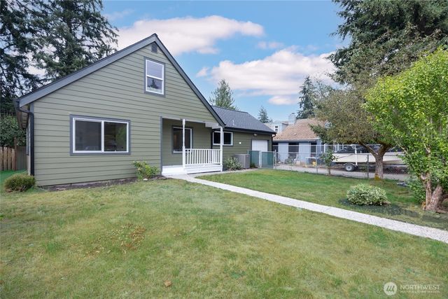 8407 Winona Street SW, Lakewood, WA 98498