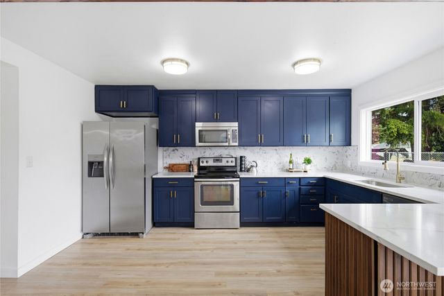 8407 Winona Street SW, Lakewood, WA 98498