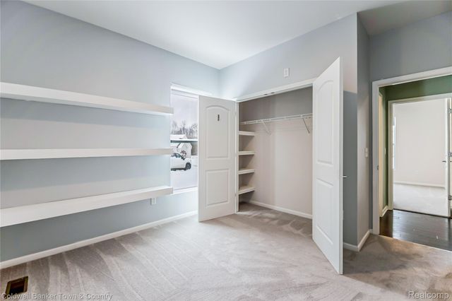 8126 Carston Lane, Green Oak Township, MI 48116