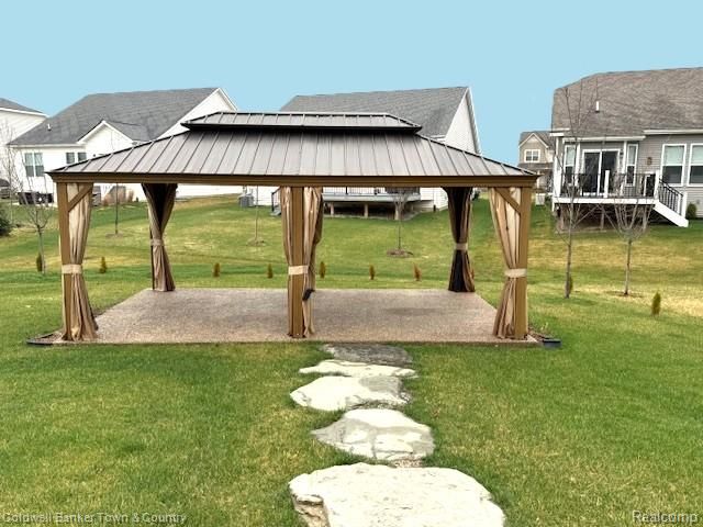 8126 Carston Lane, Green Oak Township, MI 48116