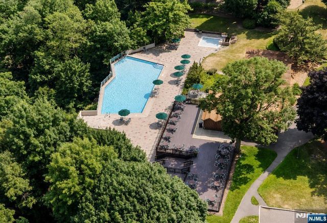 3 Horizon Road 1033, Fort Lee, NJ 07024