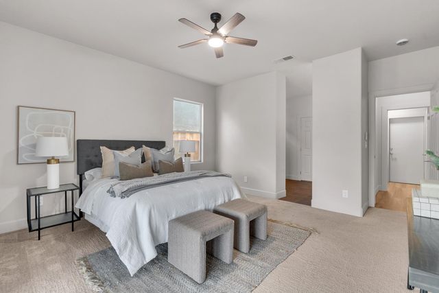 2423 S Sabre Avenue, Fresno, CA 93727