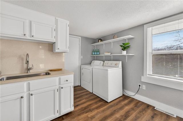 429 NE 42nd Street, Kansas City, MO 64116