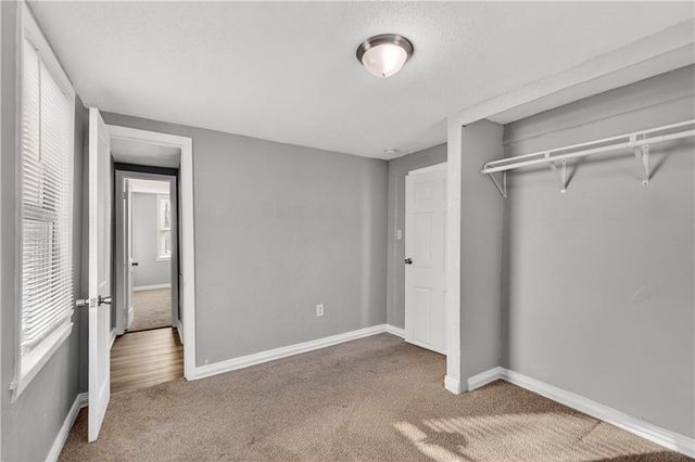 429 NE 42nd Street, Kansas City, MO 64116