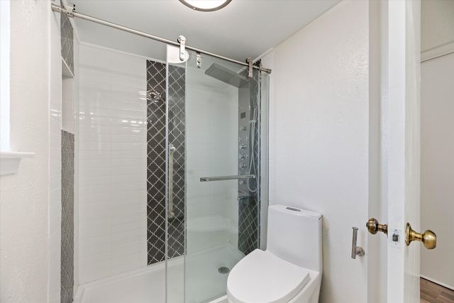 2627 Douglas Avenue 125, Dallas, TX 75219