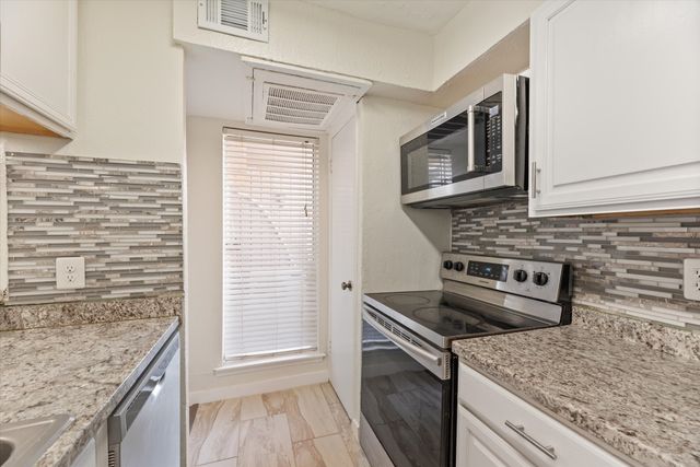 2627 Douglas Avenue 125, Dallas, TX 75219