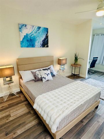 2627 Douglas Avenue 125, Dallas, TX 75219