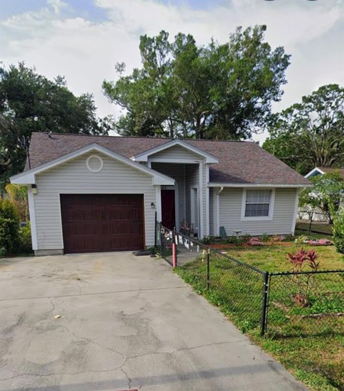 1405 E FRANCES AVENUE, Plant City, FL 33563