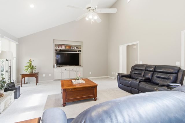 18 Lavington Road, Charleston, SC 29407