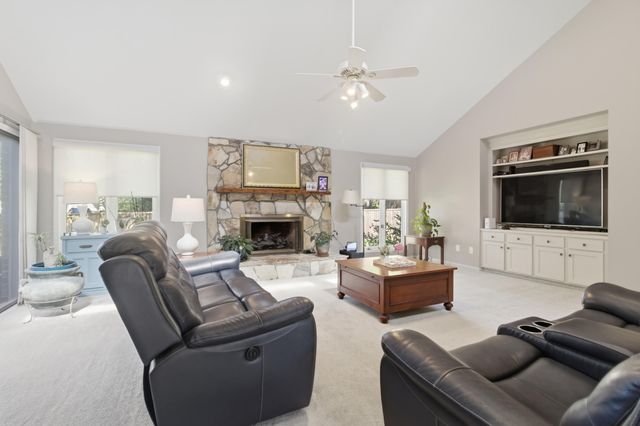 18 Lavington Road, Charleston, SC 29407