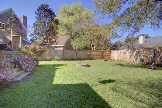 18 Lavington Road, Charleston, SC 29407