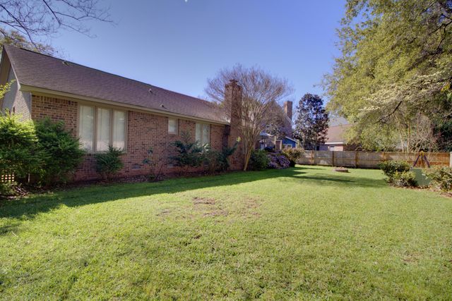 18 Lavington Road, Charleston, SC 29407