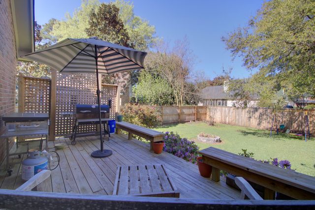 18 Lavington Road, Charleston, SC 29407