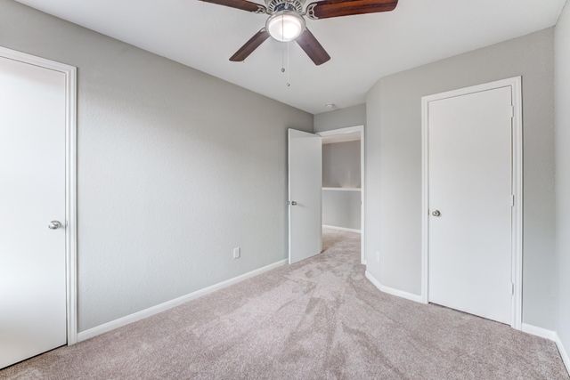 8038 Narrow Brook Way, Houston, TX 77016