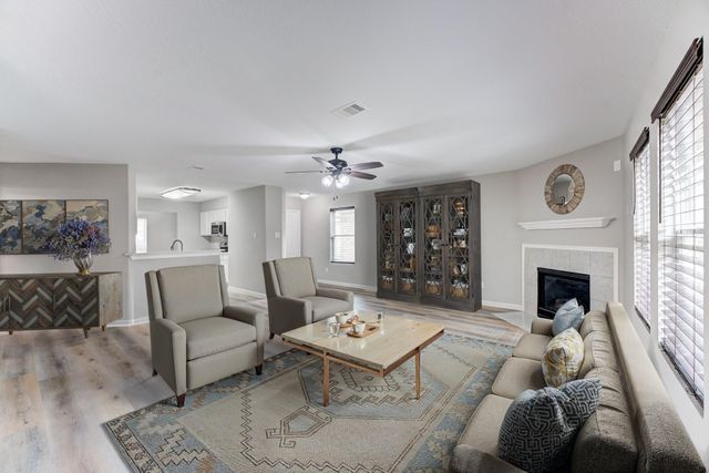 8038 Narrow Brook Way, Houston, TX 77016