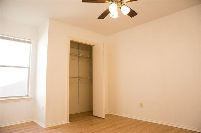 5912 Shreveport DR, Austin, TX 78727