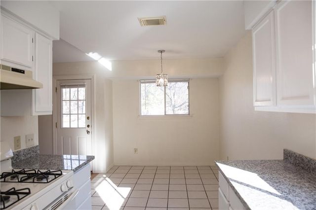 5912 Shreveport DR, Austin, TX 78727