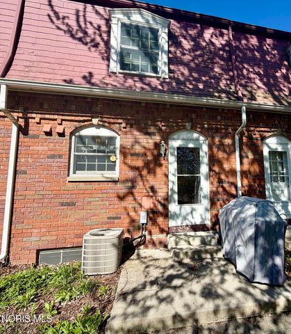 3217 Glanzman Road, Unit 43, Toledo, OH 43614