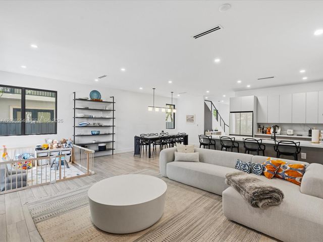 3266 SW 25th Terrace 3266, Miami, FL 33133