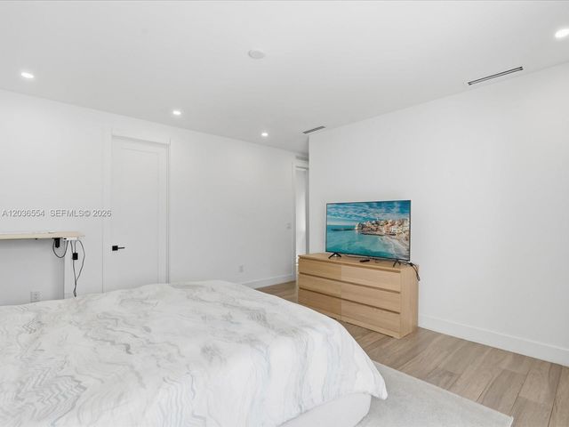 3266 SW 25th Terrace 3266, Miami, FL 33133