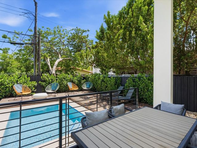 3266 SW 25th Terrace 3266, Miami, FL 33133