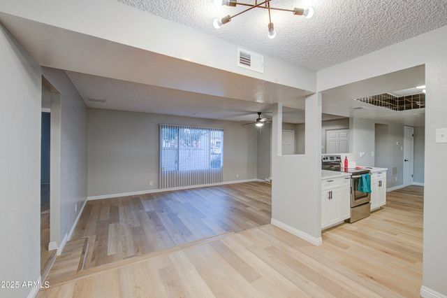 4733 W HAYWARD Avenue, Glendale, AZ 85301