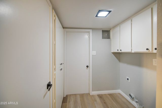 4733 W HAYWARD Avenue, Glendale, AZ 85301