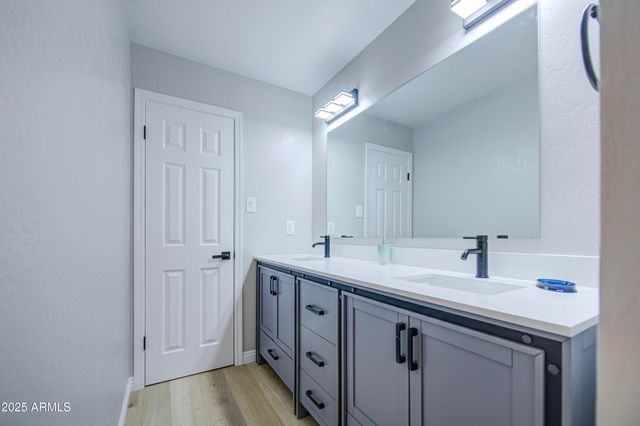 4733 W HAYWARD Avenue, Glendale, AZ 85301