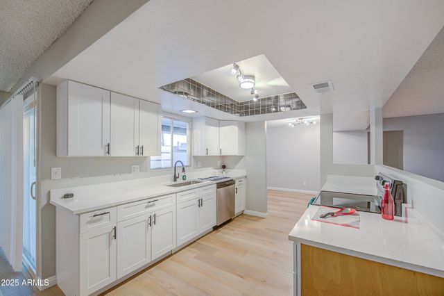 4733 W HAYWARD Avenue, Glendale, AZ 85301