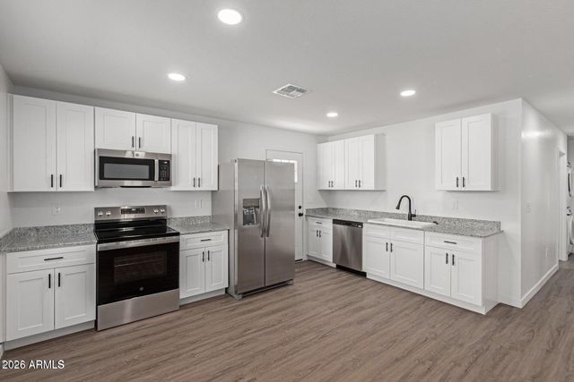 502 S Crismon Road 1, Mesa, AZ 85208