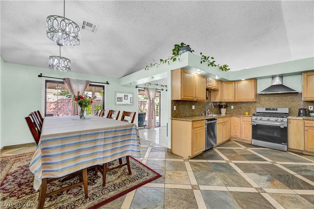 3222 East Oquendo Road, Las Vegas, NV 89120