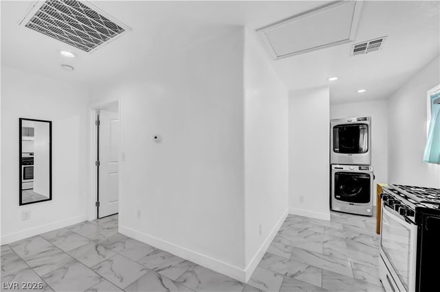 3222 East Oquendo Road, Las Vegas, NV 89120