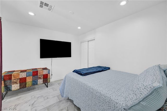 3222 East Oquendo Road, Las Vegas, NV 89120