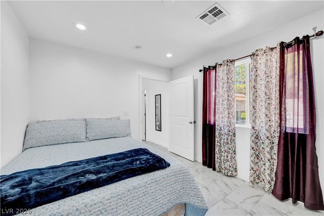3222 East Oquendo Road, Las Vegas, NV 89120
