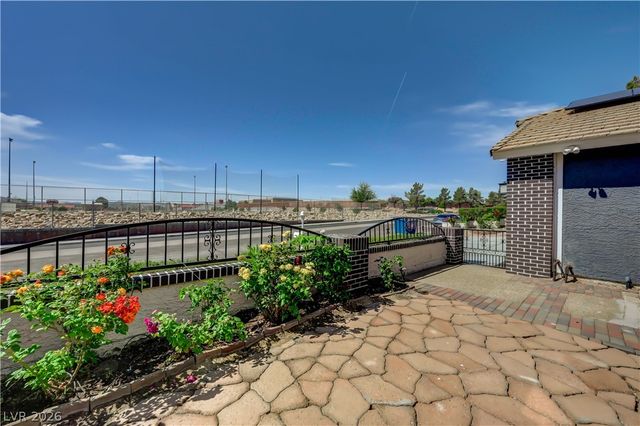 3222 East Oquendo Road, Las Vegas, NV 89120