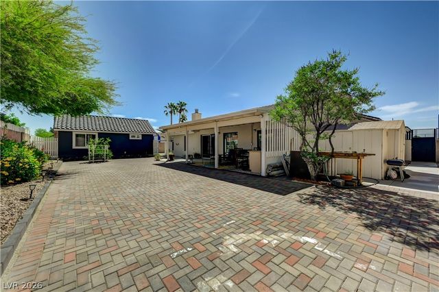 3222 East Oquendo Road, Las Vegas, NV 89120