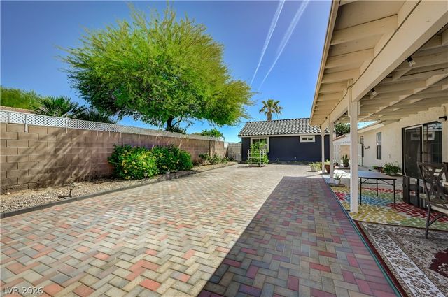 3222 East Oquendo Road, Las Vegas, NV 89120