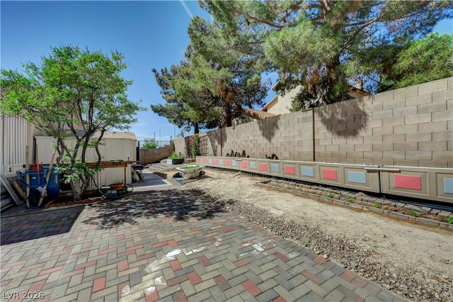 3222 East Oquendo Road, Las Vegas, NV 89120
