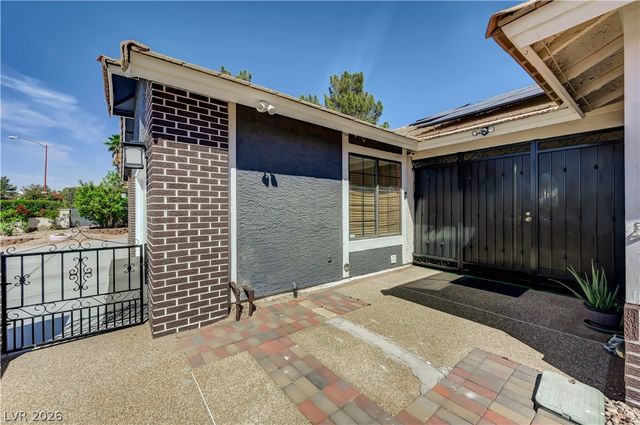 3222 East Oquendo Road, Las Vegas, NV 89120