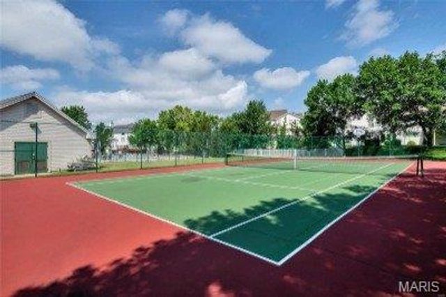 14 Sea Pines Court, O'fallon, MO 63368