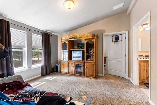 11248 N Bruss Rd, Rathdrum, ID 83858