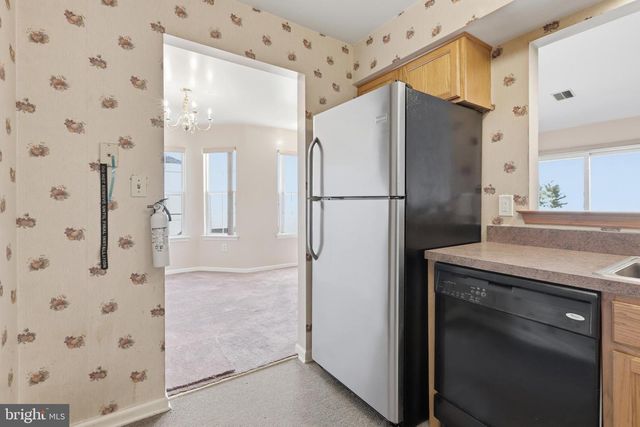702 EATON CT, Quakertown, PA 18951