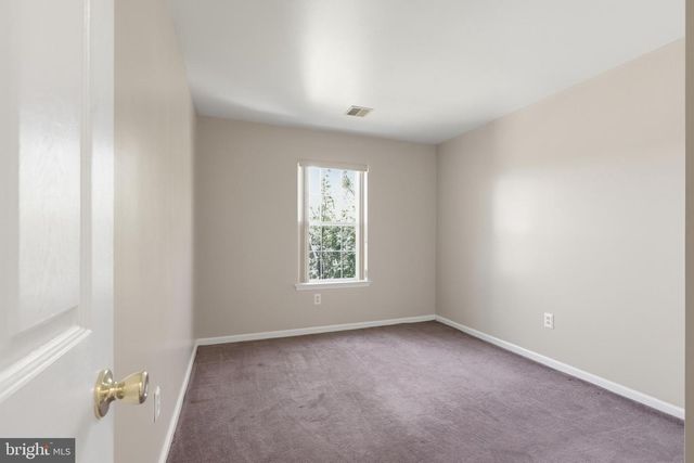 702 EATON CT, Quakertown, PA 18951