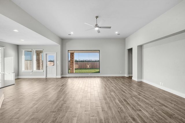 4506 Whisperwood Drive, Rosenberg, TX 77471