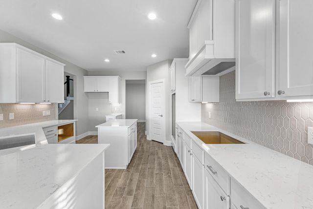 4506 Whisperwood Drive, Rosenberg, TX 77471