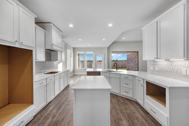 4506 Whisperwood Drive, Rosenberg, TX 77471