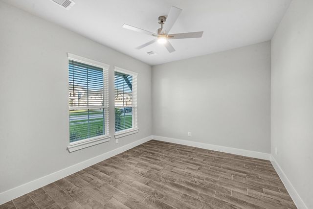 4506 Whisperwood Drive, Rosenberg, TX 77471